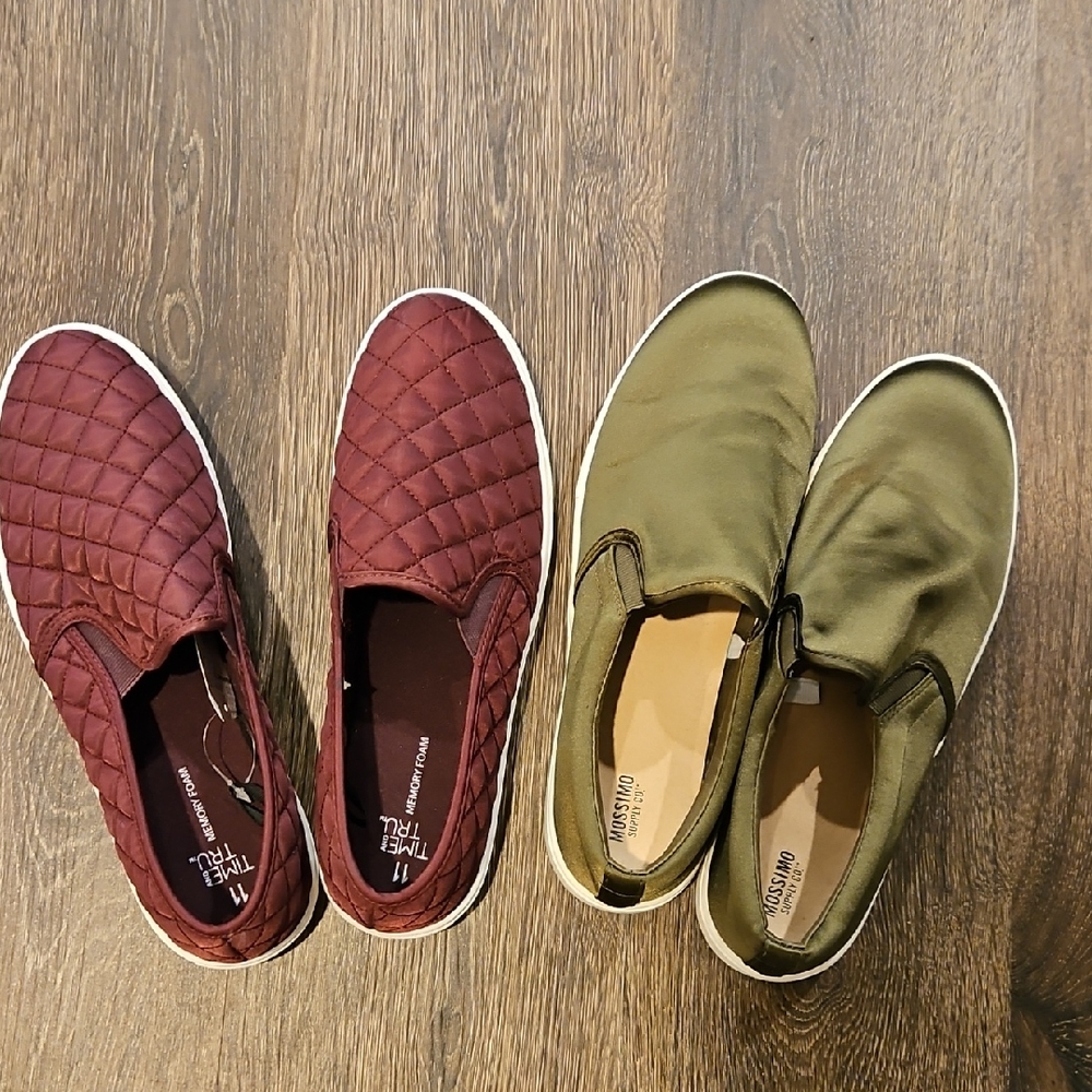 Bundle Of 2 Pairs Of Slip-On Sneakers in Burgundy and Olive